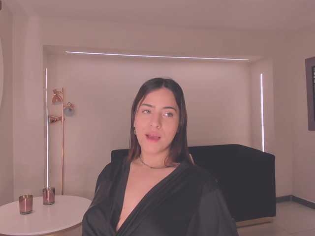 ScarlettRose's BongaCams show and profile