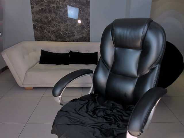 ScarlettRose live cam on BongaCams