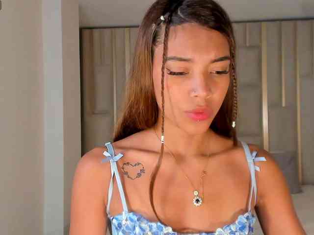 ScarlettRose webcam