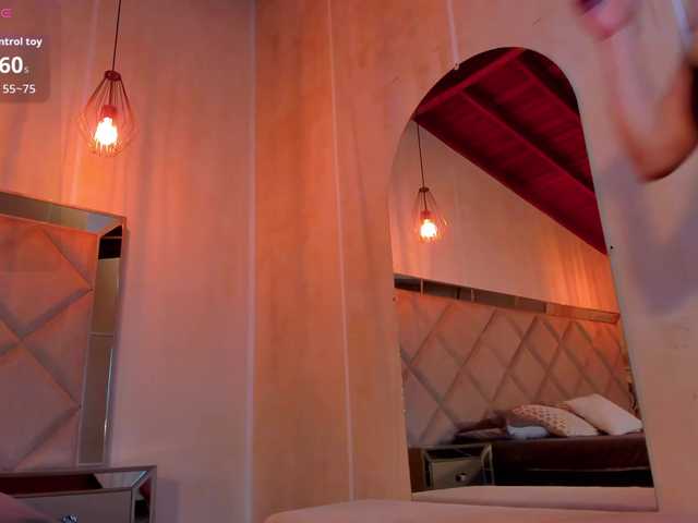 IsabellaMoretti live cam on BongaCams
