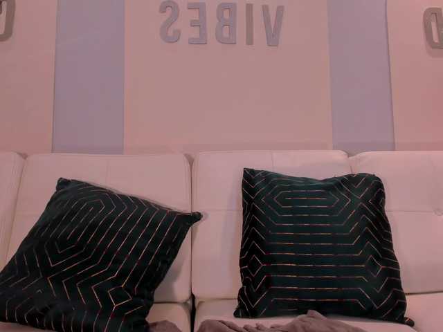 IsabellaMoretti live cam on BongaCams