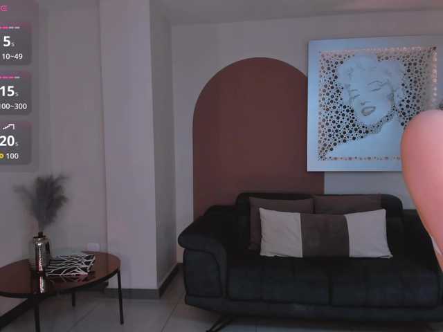 IsabellaMoretti live webcam show