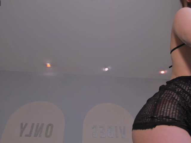 IsabellaMoretti live webcam show