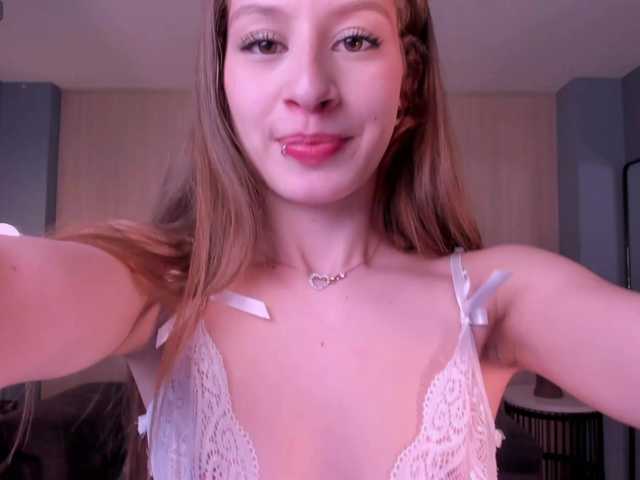 IsabellaMoretti's BongaCams show and profile