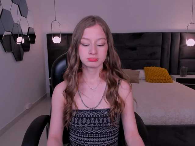 IsabellaMoretti live cam on BongaCams