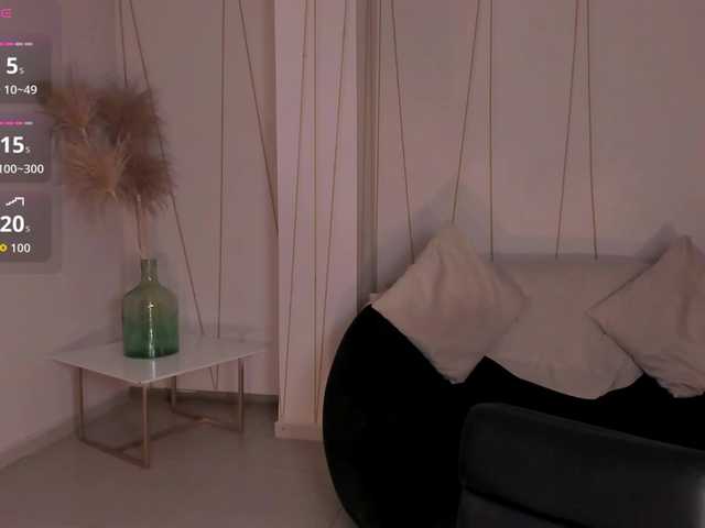 IsabellaMoretti live cam on BongaCams
