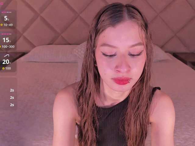 IsabellaMoretti live cam on BongaCams