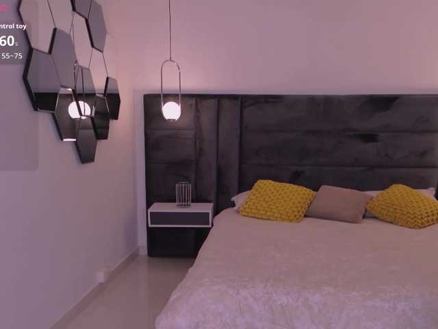 IsabellaMoretti live cam on BongaCams