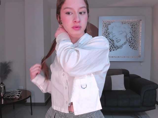 IsabellaMoretti live cam