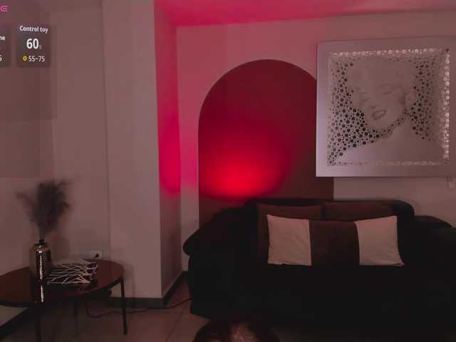 IsabellaMoretti live cam on BongaCams