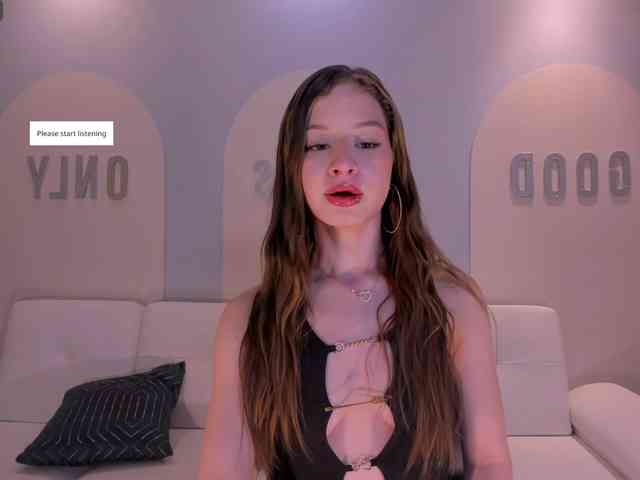 IsabellaMoretti webcam