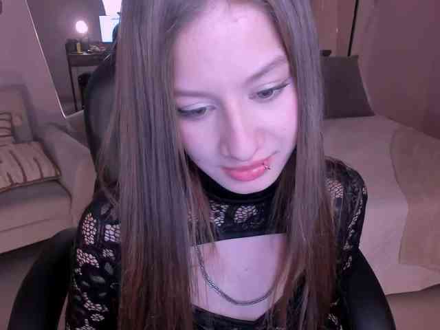 IsabellaMoretti webcam