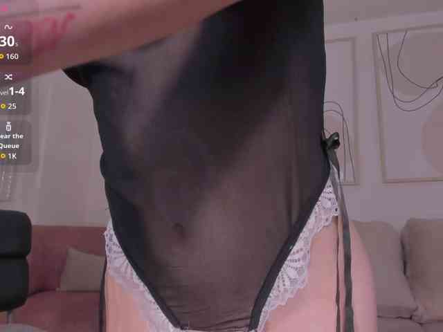 IsabellaMoretti webcam