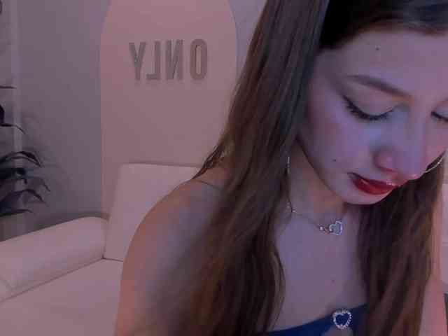 IsabellaMoretti webcam