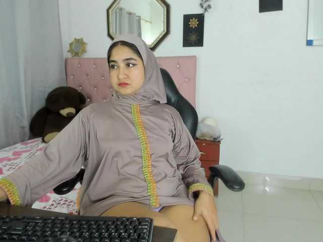 SamiraAwada live cam on BongaCams