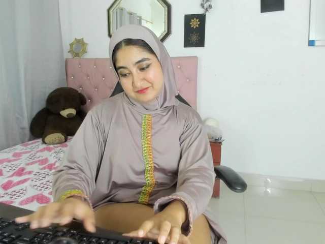 SamiraAwada live cam on BongaCams