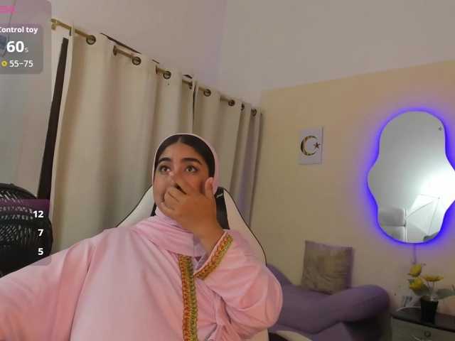 SamiraAwada's BongaCams show and profile