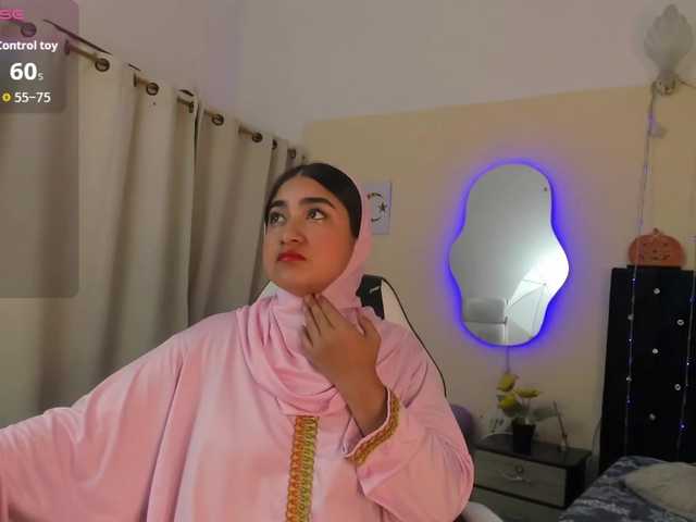 SamiraAwada's BongaCams show and profile