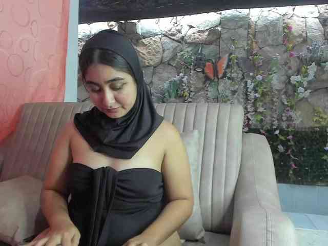 Modelo: SamiraAwada