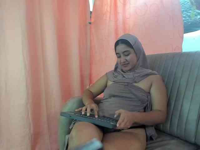 Modelo: SamiraAwada