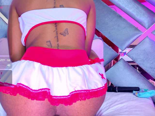 EmmaLovve live webcam show