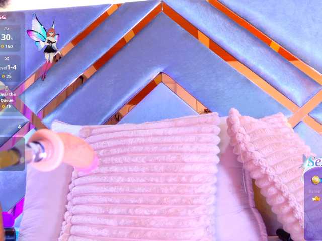 EmmaLovve live cam on BongaCams