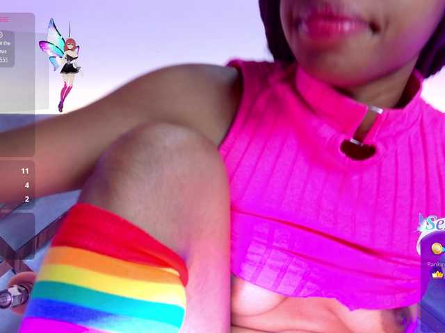 EmmaLovve live cam on BongaCams