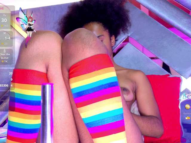 EmmaLovve live cam on BongaCams