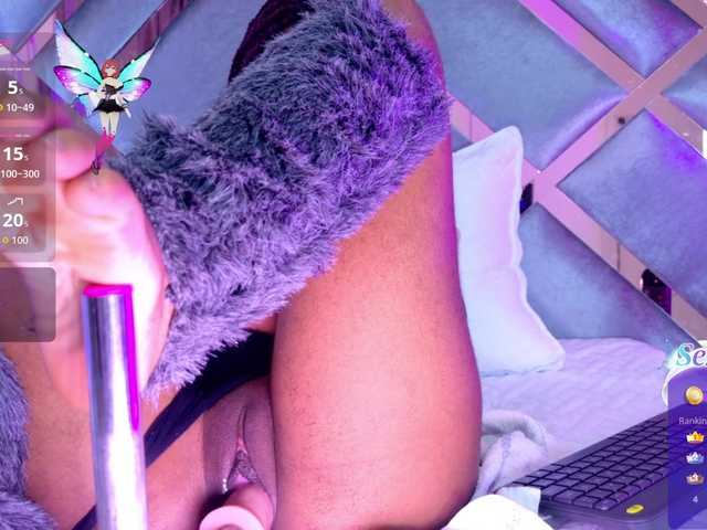 emmalovve live show