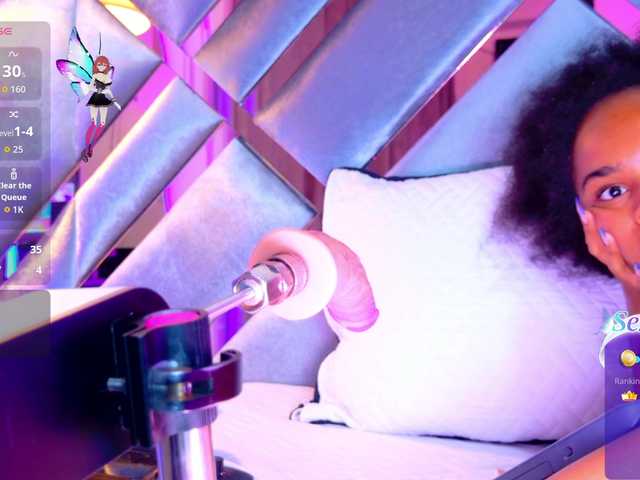 EmmaLovve live cam on BongaCams