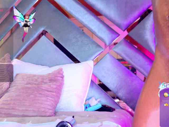 EmmaLovve webcam