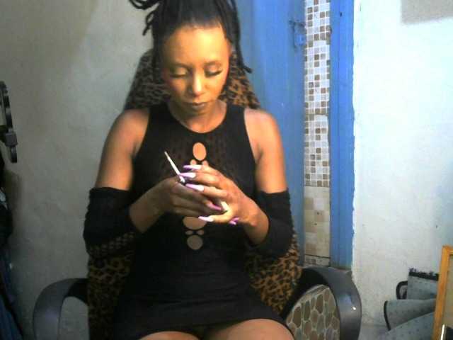 QueenAllure