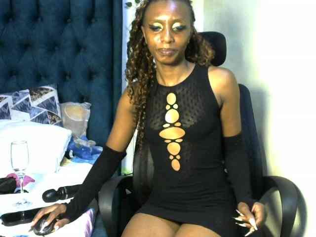 QueenAllure