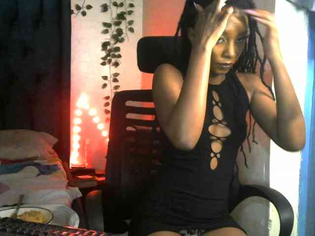 QueenAllure