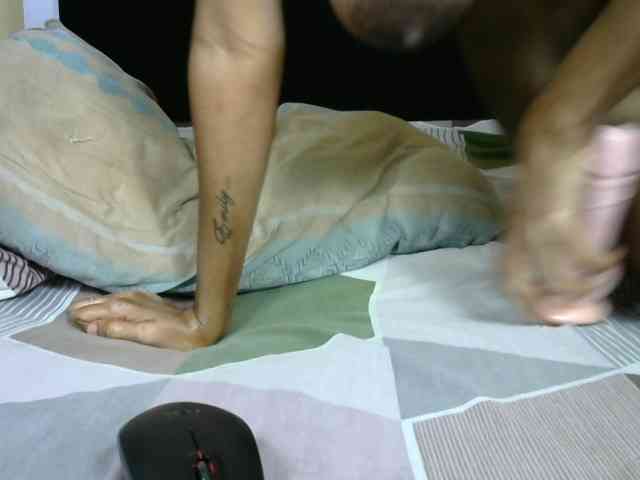 Drippqueen254 webcam