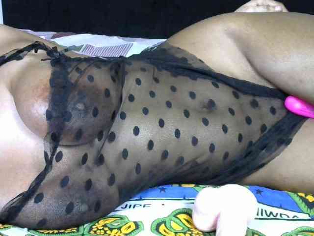 Drippqueen254 webcam