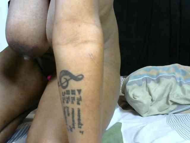 Drippqueen254 webcam