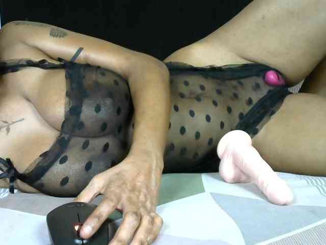 Drippqueen254 webcam