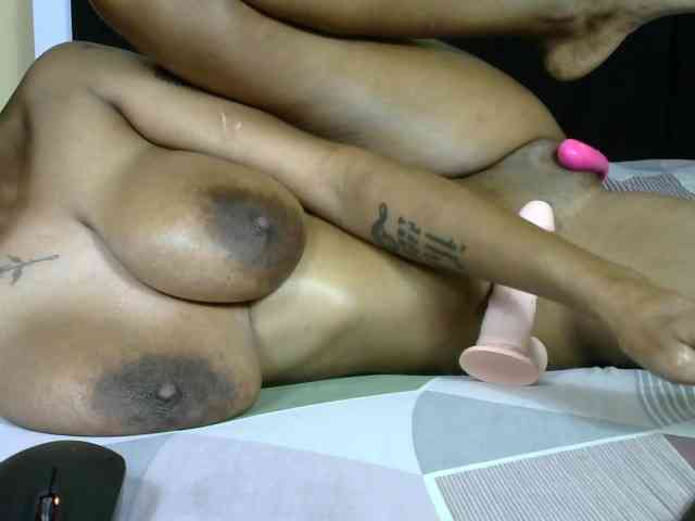 Drippqueen254 webcam