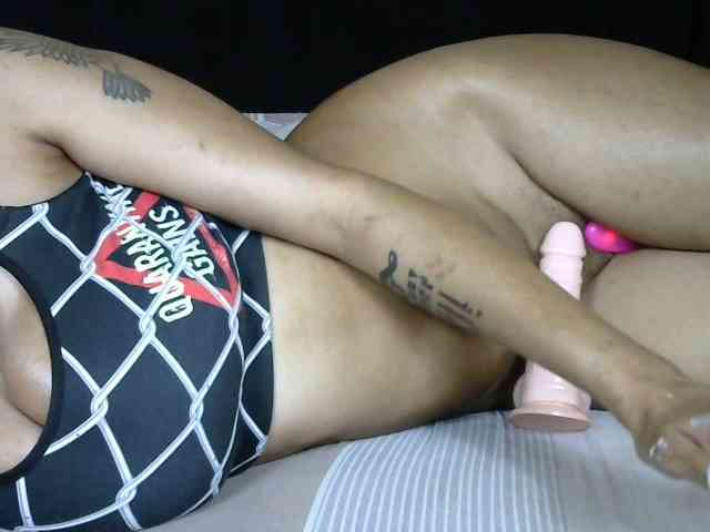 Drippqueen254 webcam