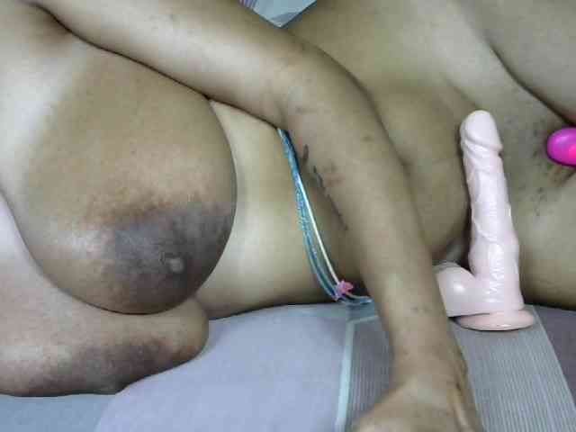 Drippqueen254 webcam
