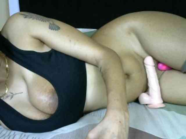 Drippqueen254 webcam