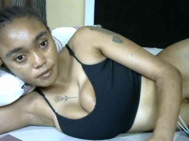Drippqueen254 webcam