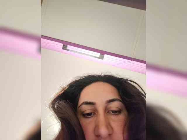 LadyChokoladka webcam
