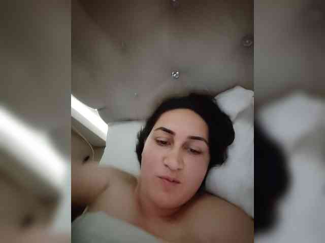 LadyChokoladka webcam