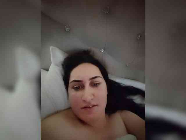 LadyChokoladka webcam