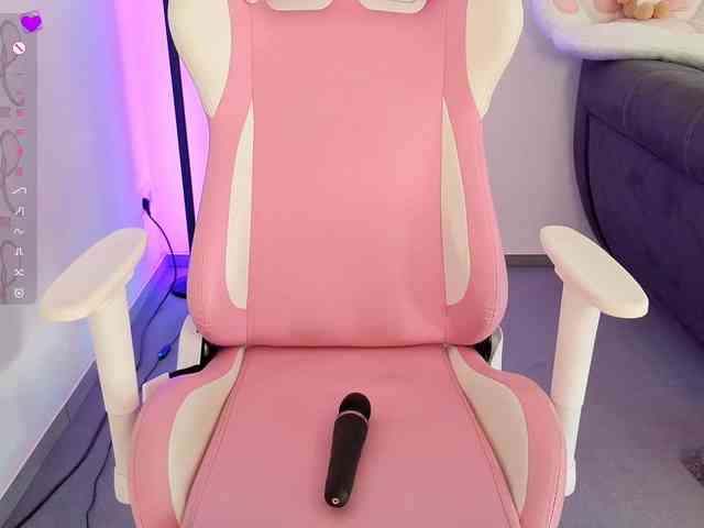 cantfitmybra