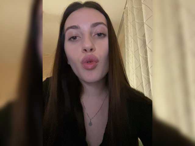 Alicedoll7 live cam on BongaCams
