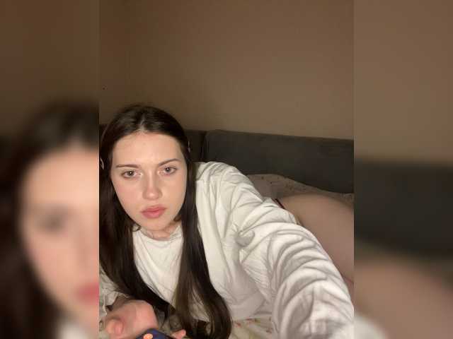 Alicedoll7 live cam on BongaCams