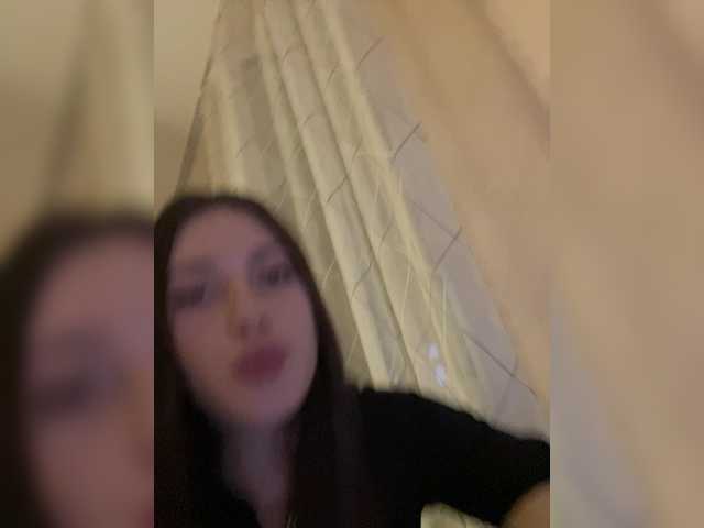 Alicedoll7 live cam on BongaCams